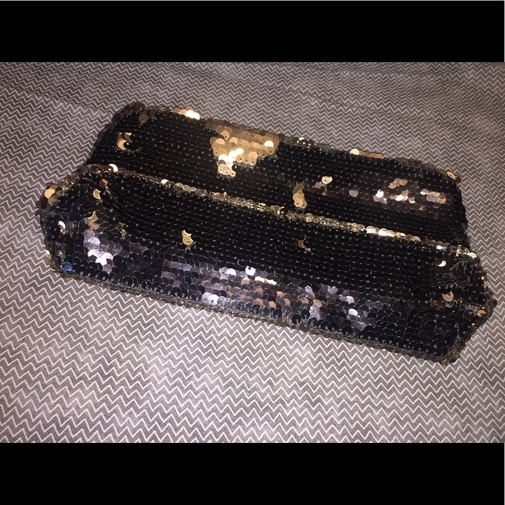 Victoria’s Secret’s Black & Gold Sequined Clutch - Picture 3 of 5